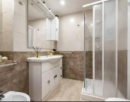 Bari Dante Center Daire Bari