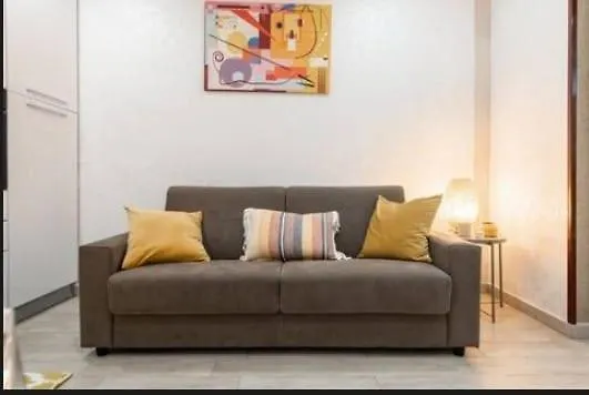 Bari Dante Center * Μπάρι